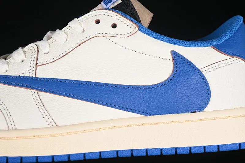 All categories Air Jordan Jordan series basketball shoes Air Jordan 1 Low LW version Travis Scott x Air Jordan 1 Low OG AJ1 Joe 1 undercut low DM7866-104